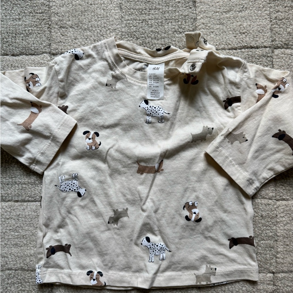 H&M Cream Long-Sleeve Tee with Dog Print